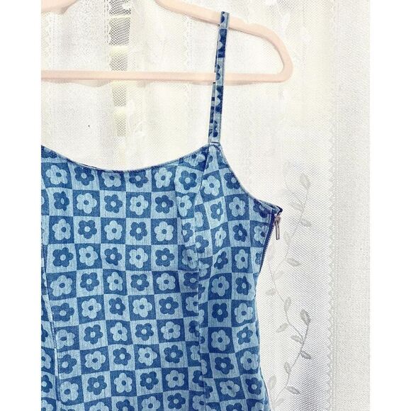 Divided denim dress  - Picture 11 of 14